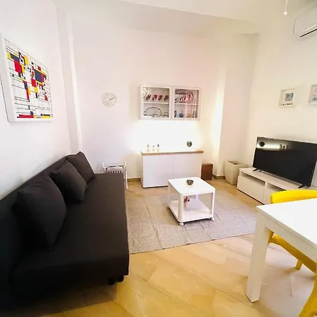 Calvin Home Apartment